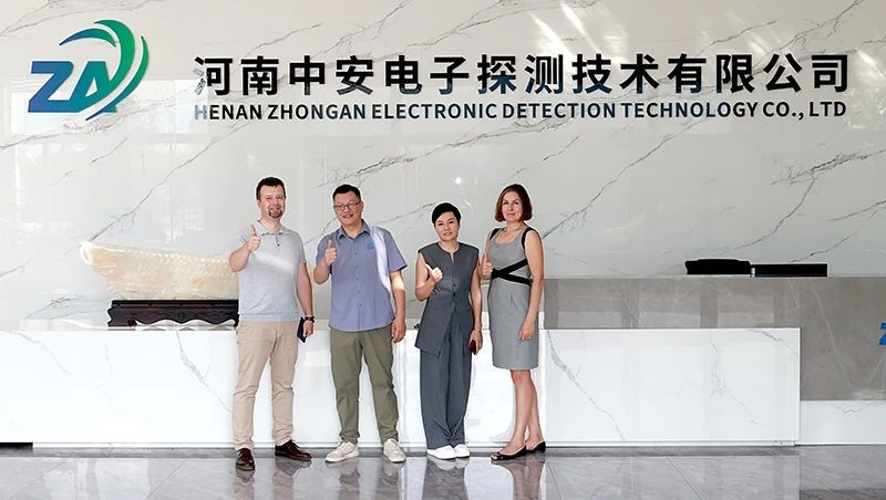 熱烈歡迎俄羅斯客戶蒞臨我司考察洽談業(yè)務!